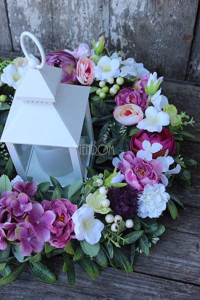 lampion LEDowy wym. 10,5x10,5x28cm