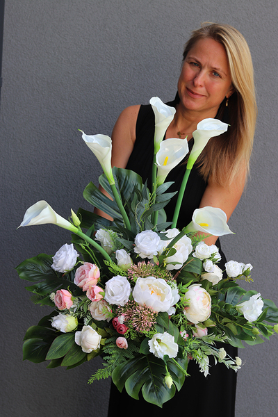 Maria 2, kompozycja kwiatowa dekoracja nagrobna, wys.60cm