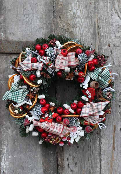 bardzo bogaty wianek świąteczny Filmowy, śr.34cm