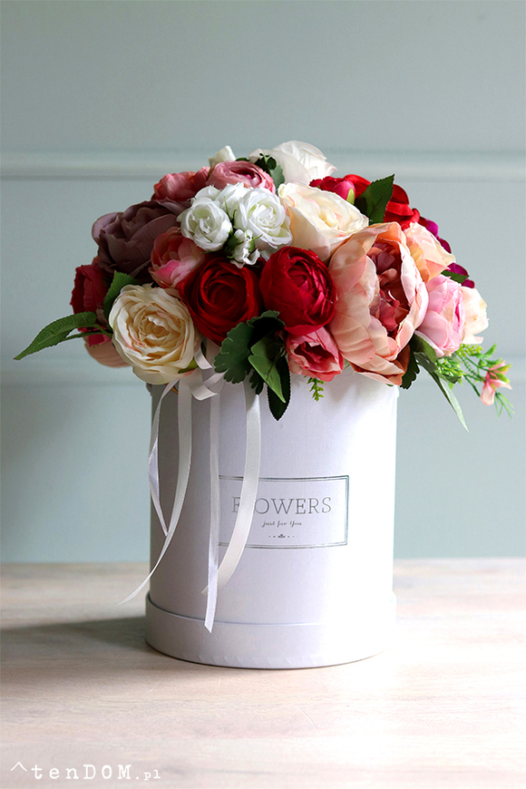 bogaty flowerbox z różami, Olianna, wys.35cm