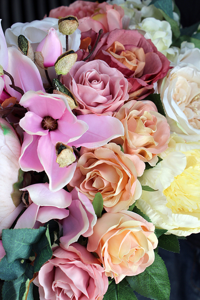 kompozycja kwiatowa / bukiet Queen wys.36cm, szer.45cm