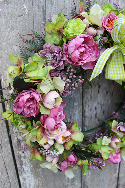 kwiatowy wianek na drzwi Makutra, śr.40cm 