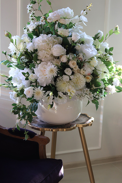 Florencja Biel kompozycja kwiatowa / bukiet, wys.100xśr.85cm 