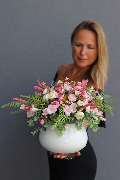 Retissa, różowa kompozycja kwiatowa z wrzosami, wym.31x42cm