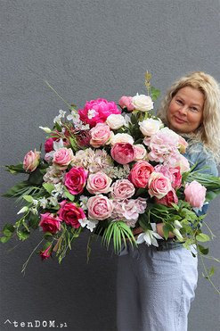 bogata kompozycja nagrobna w misie, Katalotta, wym.54x80x70cm