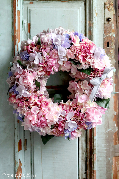 Romantyczne Hortensje, gęsty różowy wianek na drzwi, śr.42cm 