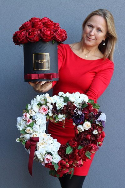 Biel&Czerwień Polonia, bogaty wianek - serce kwiatowe, śr.46cm 