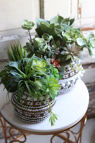 Boho Basket B, kompozycja sukulenty w donicy - koszu, wym.27x32cm