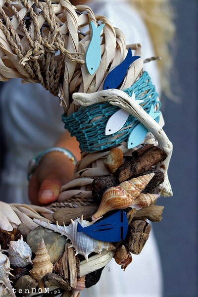 Ławica, marynistyczny wianek na drzwi z rybami, śr.28cm