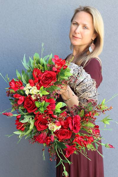 Red Flowers, wianek dekoracyjny, śr.45cm