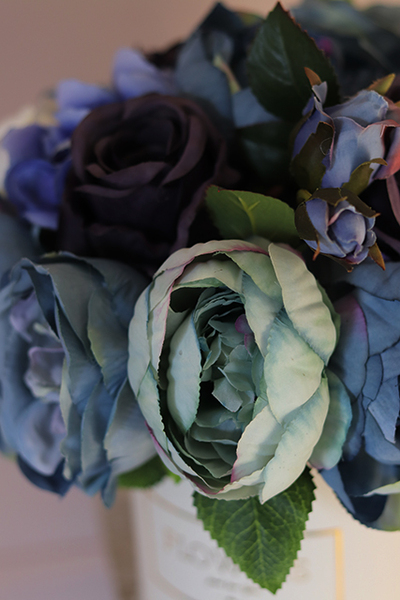 Cellano, wiosenna kompozycja w odcieniach niebieskiego, wys.30cm