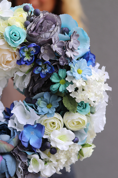 Blue Garden Mini, gęsty wianek z niebiesko - białych hortensji, śr.32cm