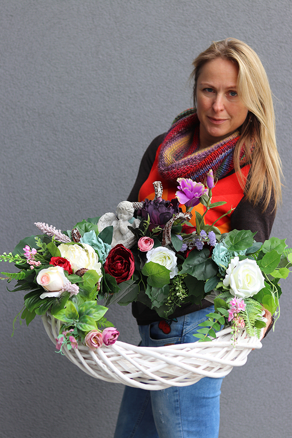 duży nagrobny wieniec z aniołem, Remino, rozp.65cm