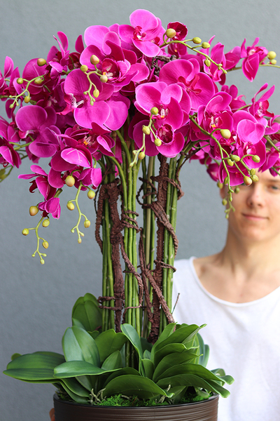 Fuksja Terrano, wysoki sztuczny storczyk w czekoladowej donicy, wys.135cm