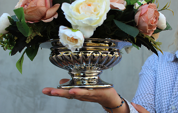 Glamour Cappuccino Villa kompozycja kwiatowa / bukiet, wym.22x35x28cm