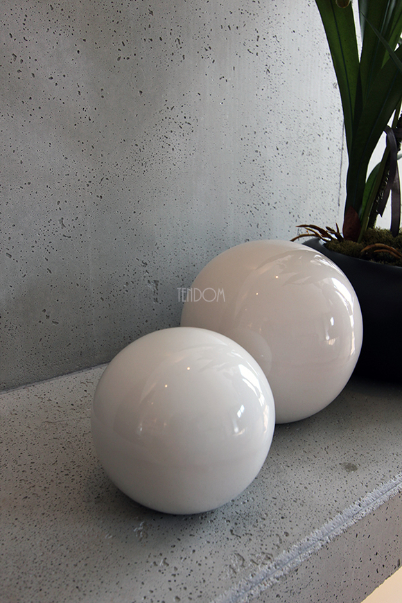 kula dekoracyjna fiberglass White śr.40cm