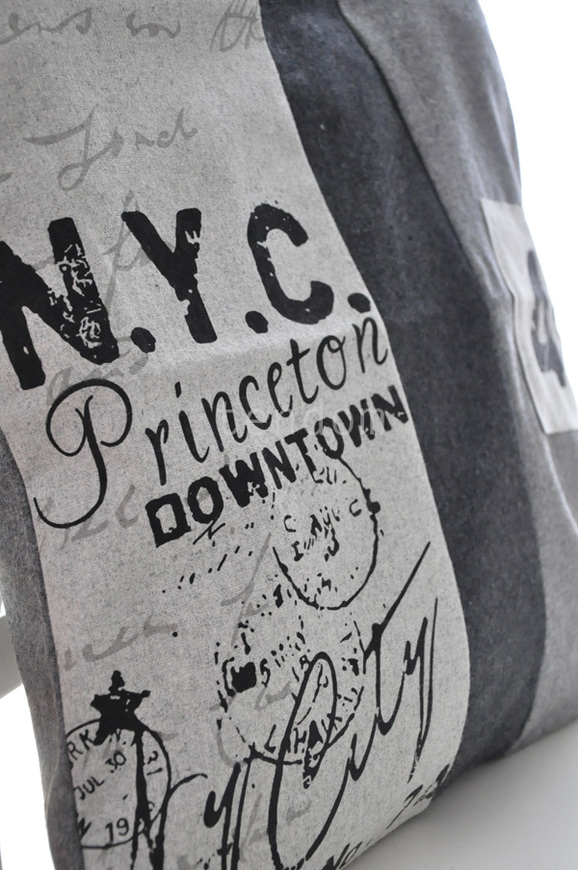 wełniana poszewka dekoracyjna N.Y.C.,wym.42x42cm