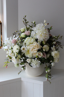 Florencja Biel-Beż kompozycja kwiatowa / bukiet wys.100 x śr.85cm 