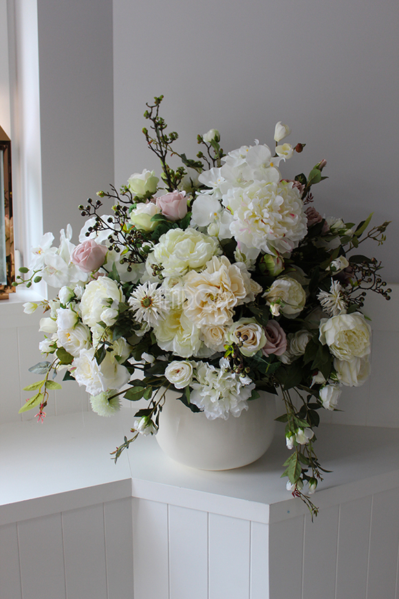 Florencja Biel-Beż kompozycja kwiatowa / bukiet wys.100 x śr.85cm 