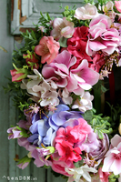 bogaty wianek na drzwi, Różowa Kraina 2, śr.32cm 