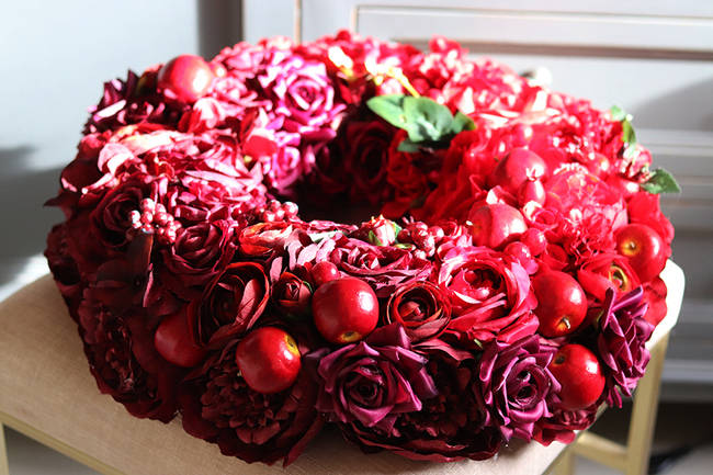 czerwono - bordowy wianek Czerwień, śr.43cm 