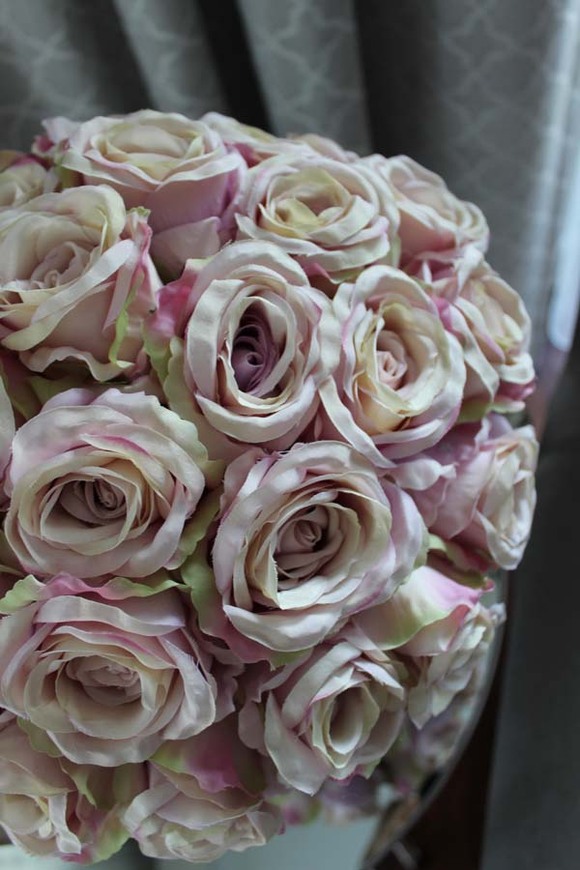 duży elegancki flowerbox / kompozycja kwiatowa / bukiet Rossaria, wys.38cm