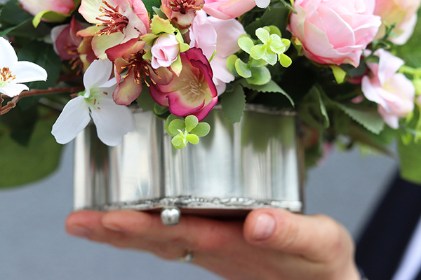 Revallo, wytworna kompozycja w cynowanym naczyniu, wys.25cm