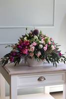 bogata kompozycja kwiatowa, Milady, wym.40x60x40cm