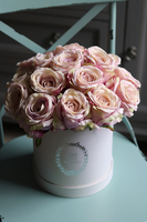 Havana, flowerbox z wysokiej jakości różami, wys.33cm