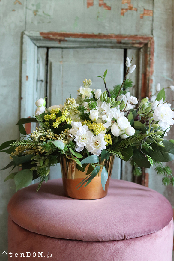 bogata kompozycja kwiatowa Norwegia Minima, wys.33cm