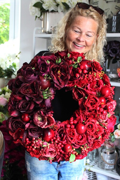 czerwono - bordowy wianek Czerwień, śr.43cm 