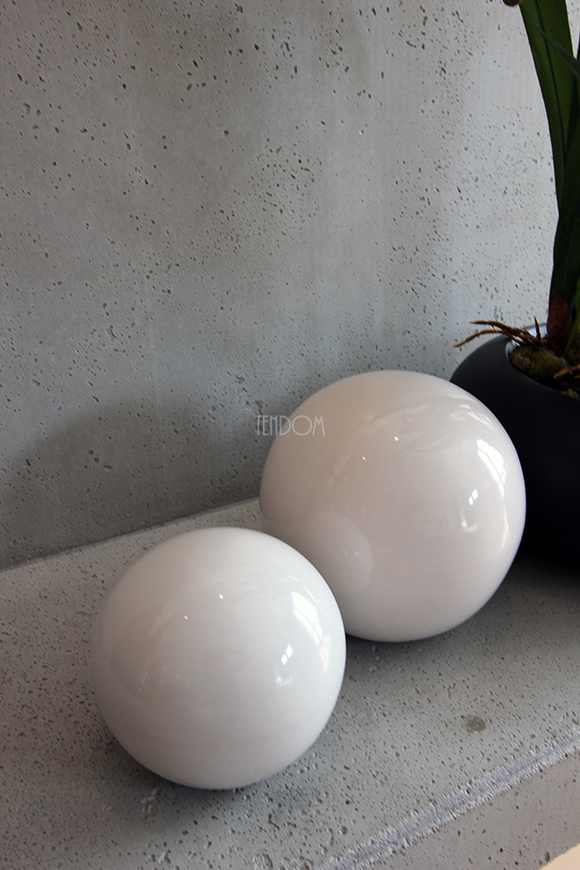 kula dekoracyjna ceramiczna White śr.50cm