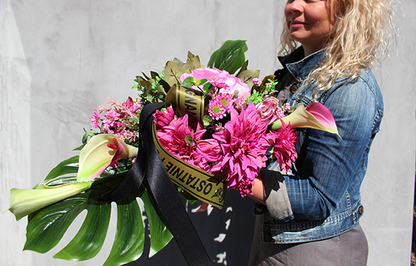 wiązanka nagrobna Pink z wstęgą Ostatnie Pożegnanie, dł.70cm