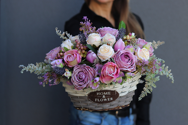 kompozycja wiosenna w koszu, Nina, wym.26x26x46cm