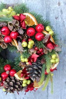 elegancki wianek na drzwi, Urocze Święta, śr.27cm