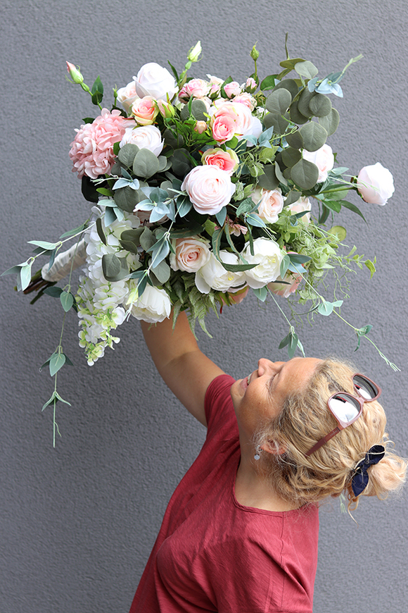 bukiet kwiatowy z wisterią Montello Rocco, wym. 58x65cm