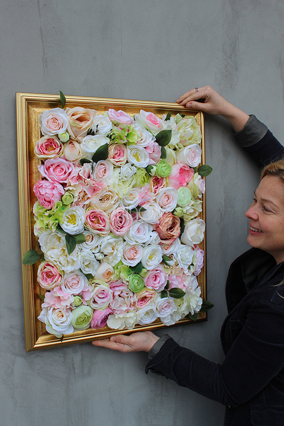 Wypożyczenie kwietnej ramy (jednostronna), 50x60cm, Maria Antonina