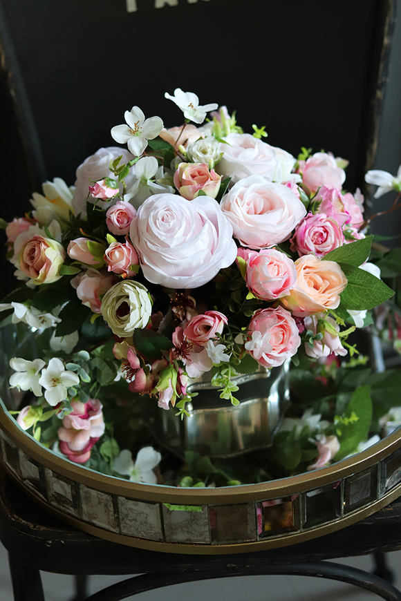 Revallo, wytworna kompozycja w cynowanym naczyniu, wys.25cm