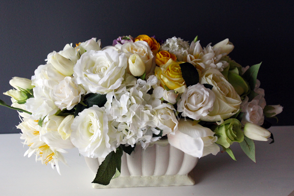 kompozycja kwiatowa / bukiet Wiosenne Kolory wym.36x50cm