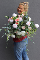 bukiet kwiatowy z wisterią Montello Rocco, wym. 58x65cm