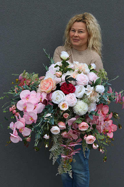 Carmen, ogromna kompozycja kwiatowa do wazonu  / bukiet wym.78cm