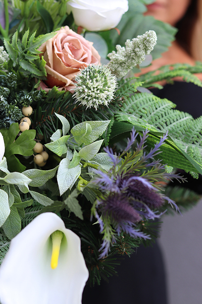 bardzo długa kompozycja nagrobna, Nerala Hemina, wym.40x110cm