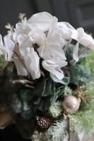 elegancka zimowa kompozycja, Cyklamenia Winter, wys.35cm 