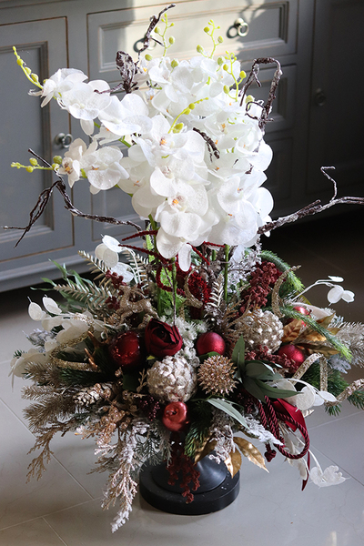 duża dekoracja świąteczna ze storczykiem, Winter Beauty Red, wys.95cm
