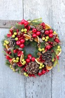 elegancki wianek na drzwi, Urocze Święta, śr.27cm