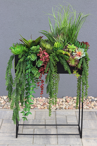 Asia Modern, sukulenty w donicy na stojaku, wys.110x40x58cm 