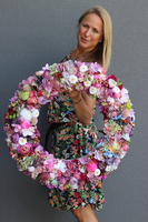 atrakcyjny wielki kwiatowy wianek, Perrasa, wym.65cm