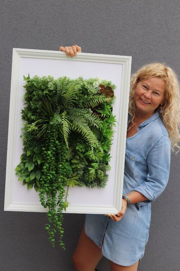 atrakcyjna jednostronna rama Hotels Sukulenty 4, wym.77x57cm 