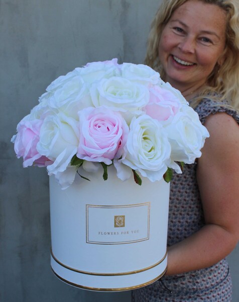 duży flowerbox / kompozycja kwiatowa / bukiet Mariella, wys.38cm
