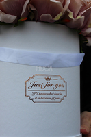 kompozycja kwiatowa / bukiet Flowerbox Cappucino, wys.33cm